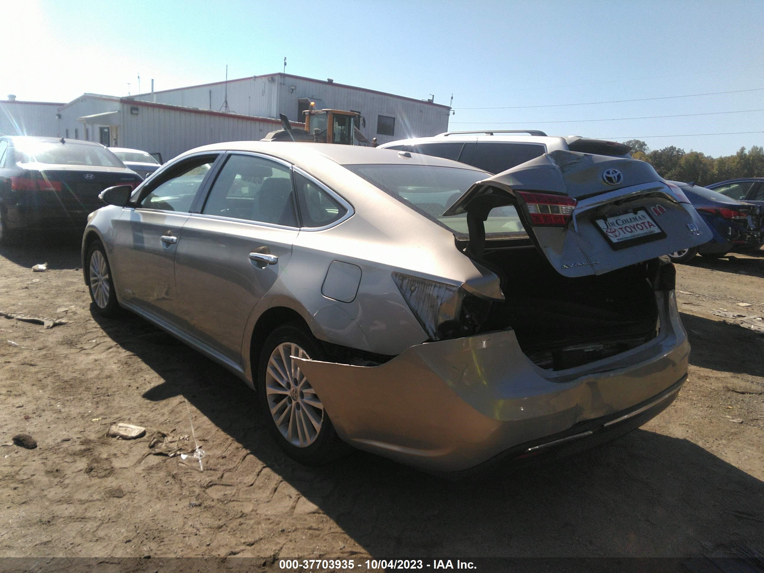 Photo 2 VIN: 4T1BD1EB8DU008242 - TOYOTA AVALON 