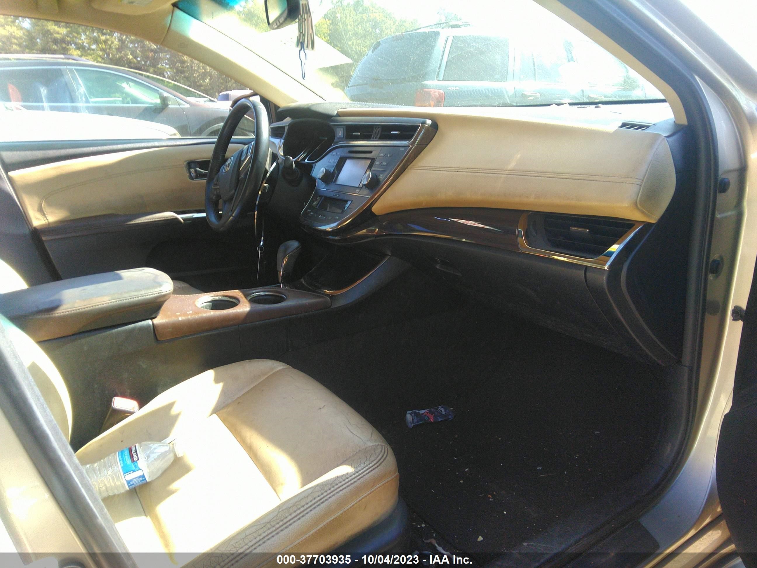 Photo 4 VIN: 4T1BD1EB8DU008242 - TOYOTA AVALON 