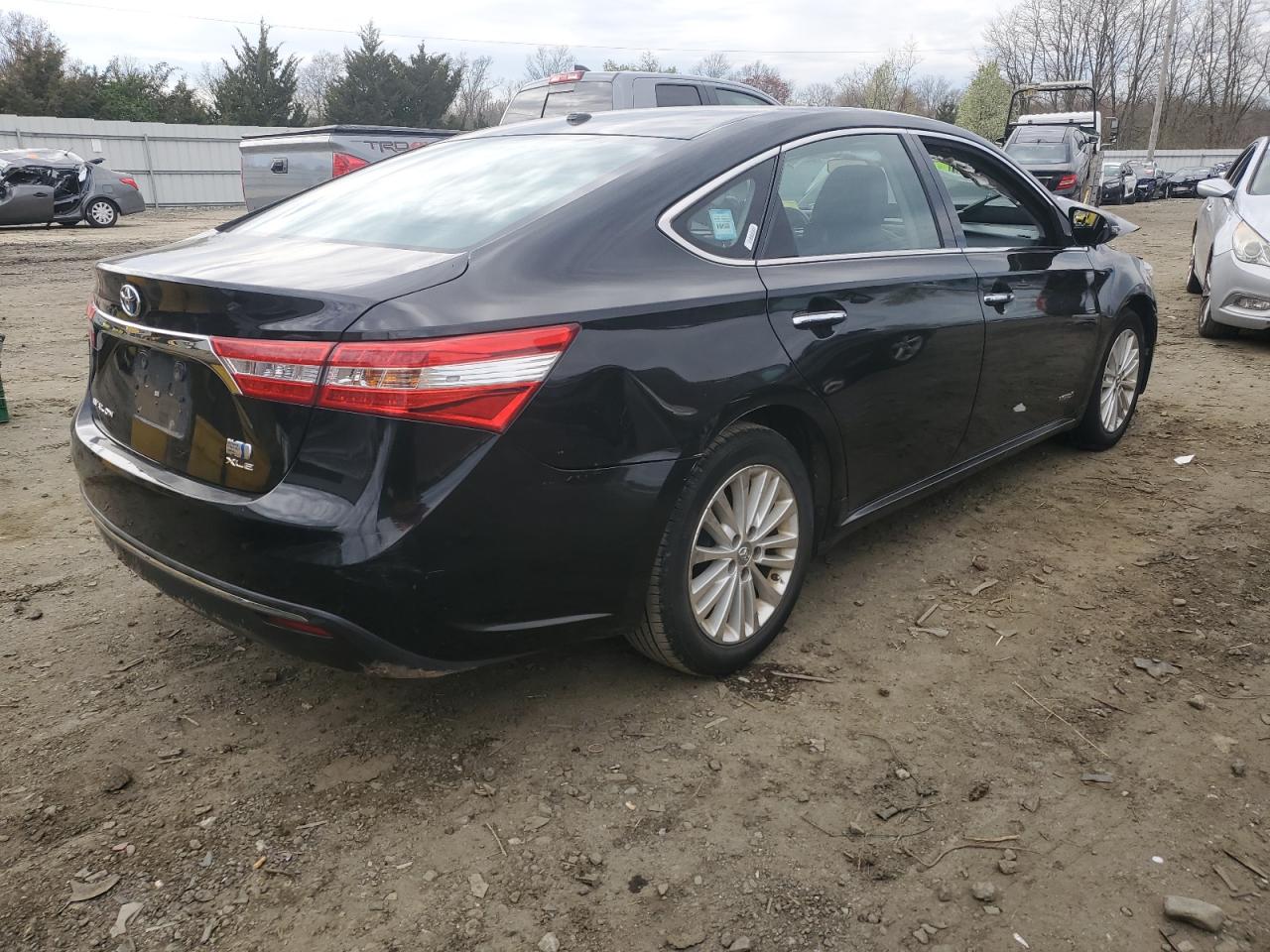 Photo 2 VIN: 4T1BD1EB9FU042774 - TOYOTA AVALON 