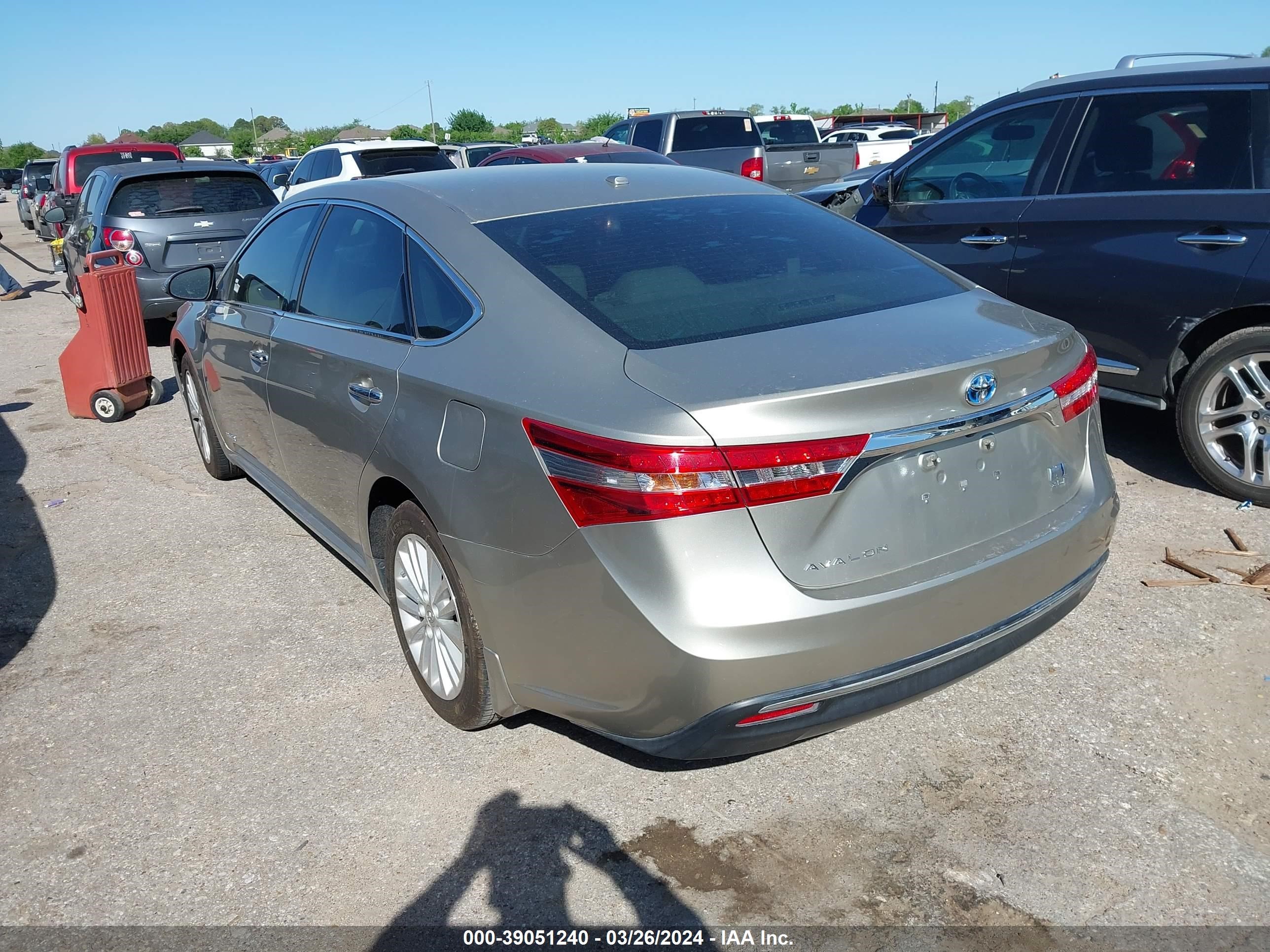 Photo 2 VIN: 4T1BD1EBXFU040015 - TOYOTA AVALON 