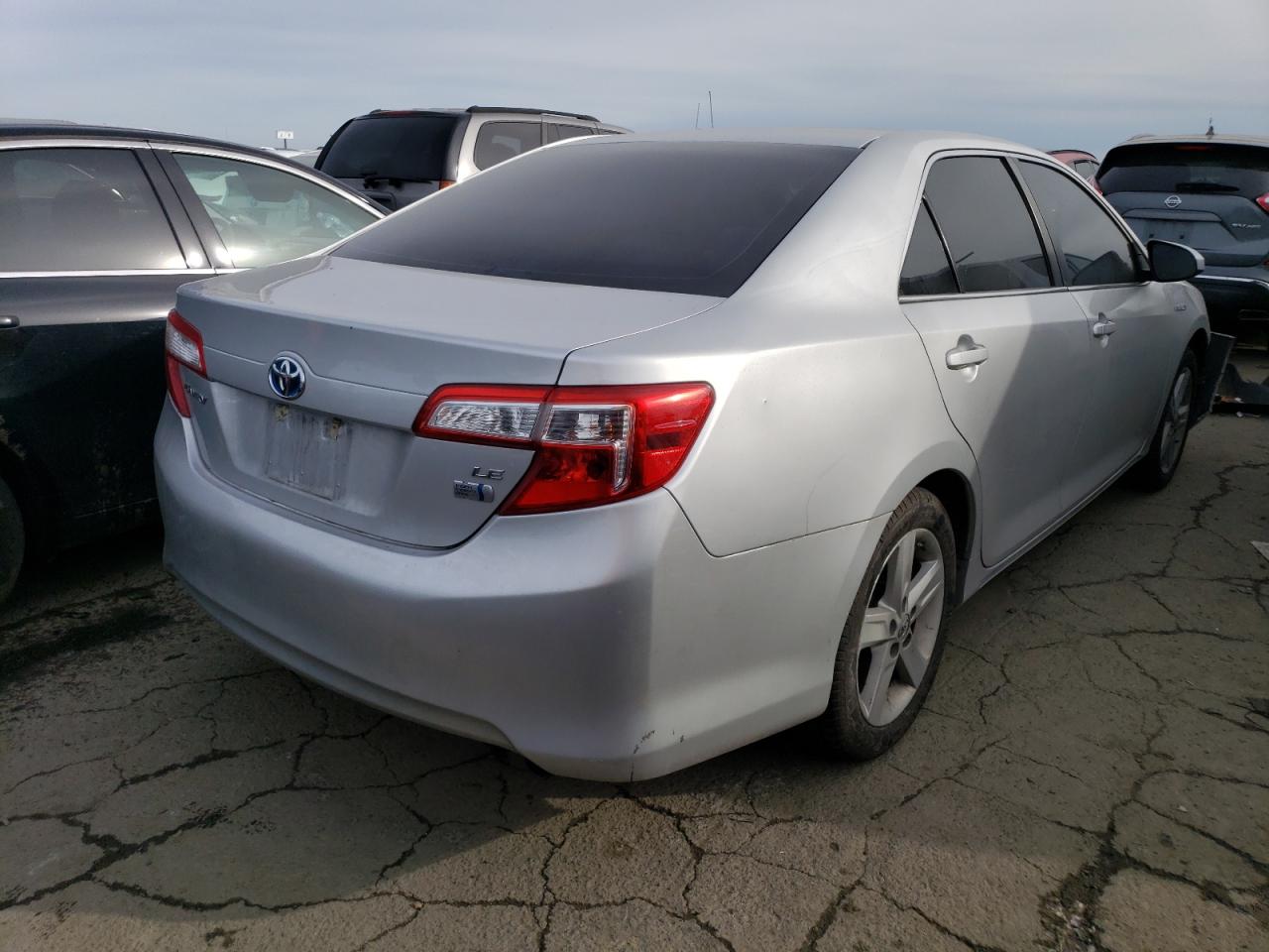 Photo 2 VIN: 4T1BD1FK0CU033679 - TOYOTA CAMRY 