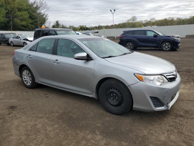 Photo 3 VIN: 4T1BD1FK0CU062132 - TOYOTA CAMRY 