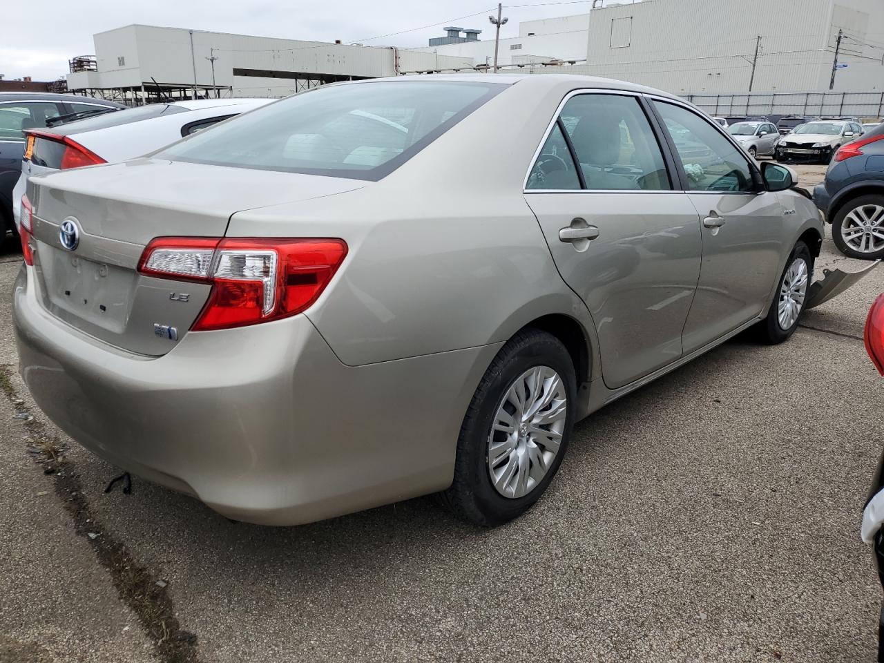 Photo 2 VIN: 4T1BD1FK0EU110392 - TOYOTA CAMRY 