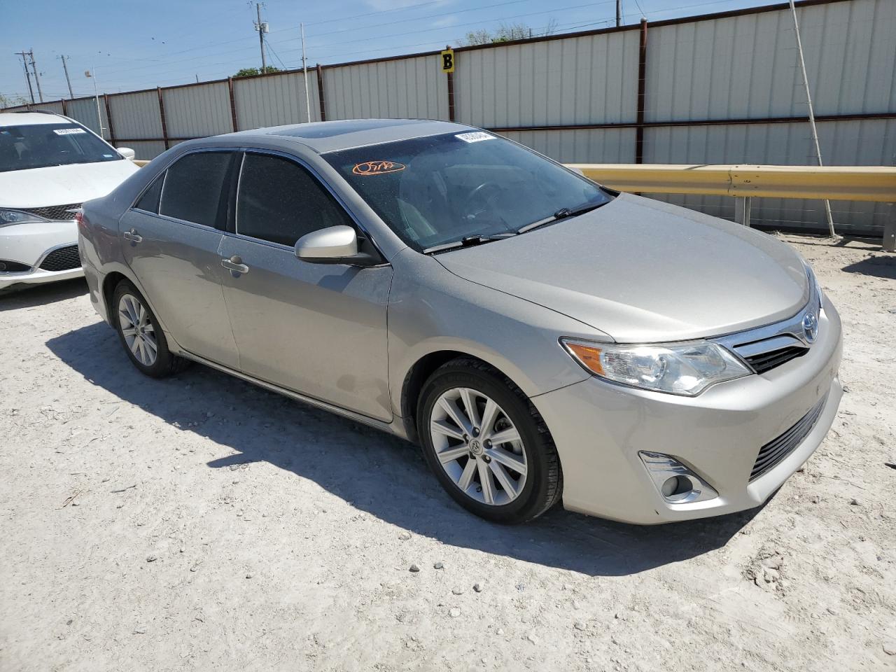 Photo 3 VIN: 4T1BD1FK0EU111672 - TOYOTA CAMRY 