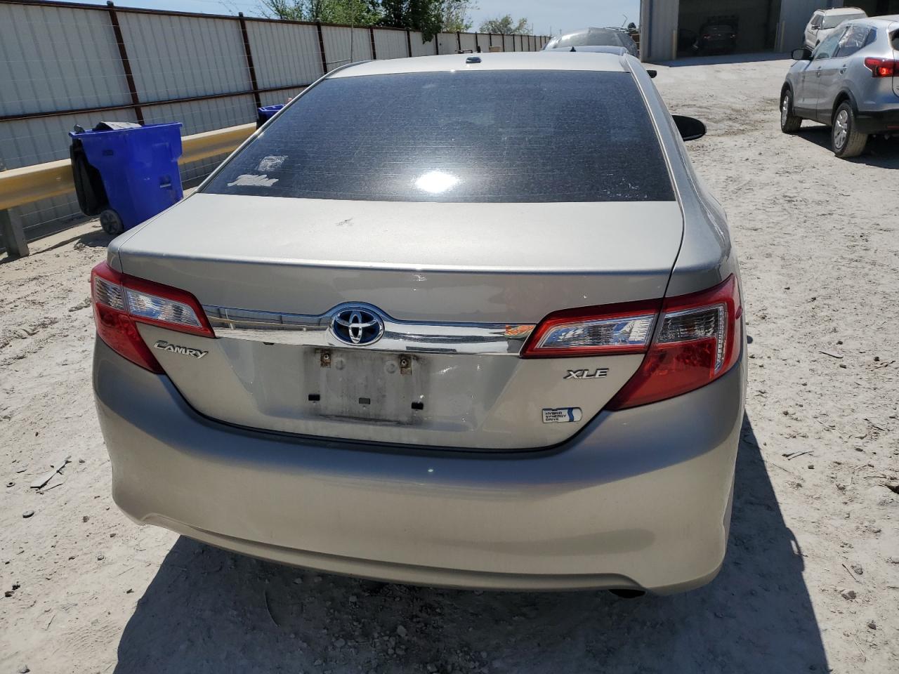 Photo 5 VIN: 4T1BD1FK0EU111672 - TOYOTA CAMRY 