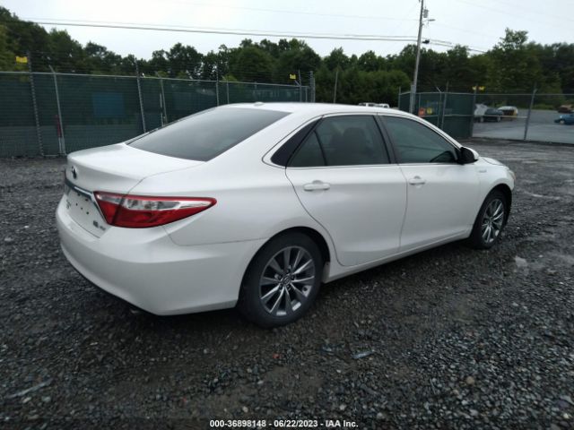 Photo 3 VIN: 4T1BD1FK0FU142051 - TOYOTA CAMRY HYBRID 