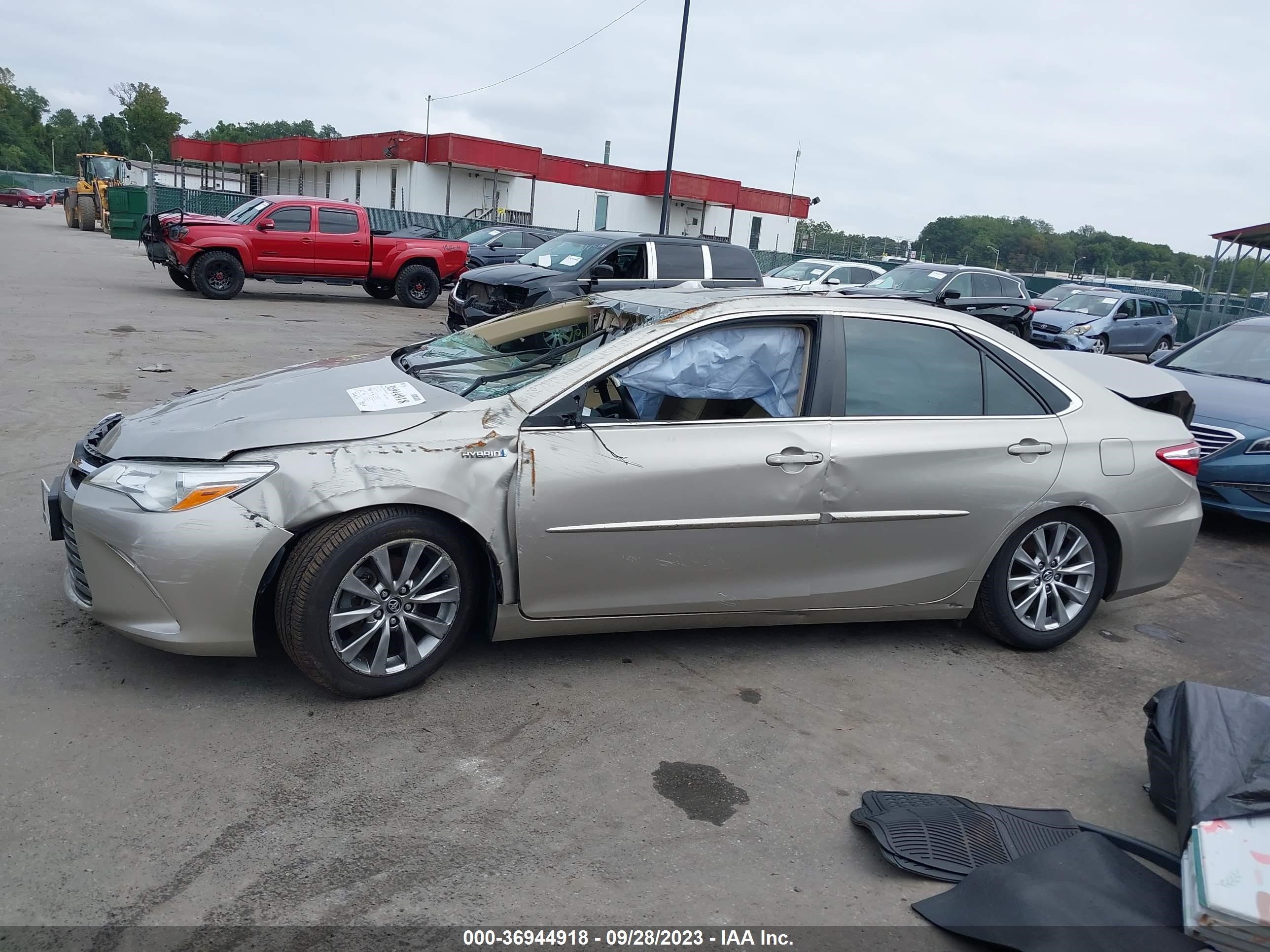 Photo 13 VIN: 4T1BD1FK0GU199481 - TOYOTA CAMRY 