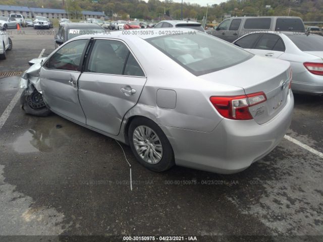 Photo 2 VIN: 4T1BD1FK1CU041810 - TOYOTA CAMRY HYBRID 