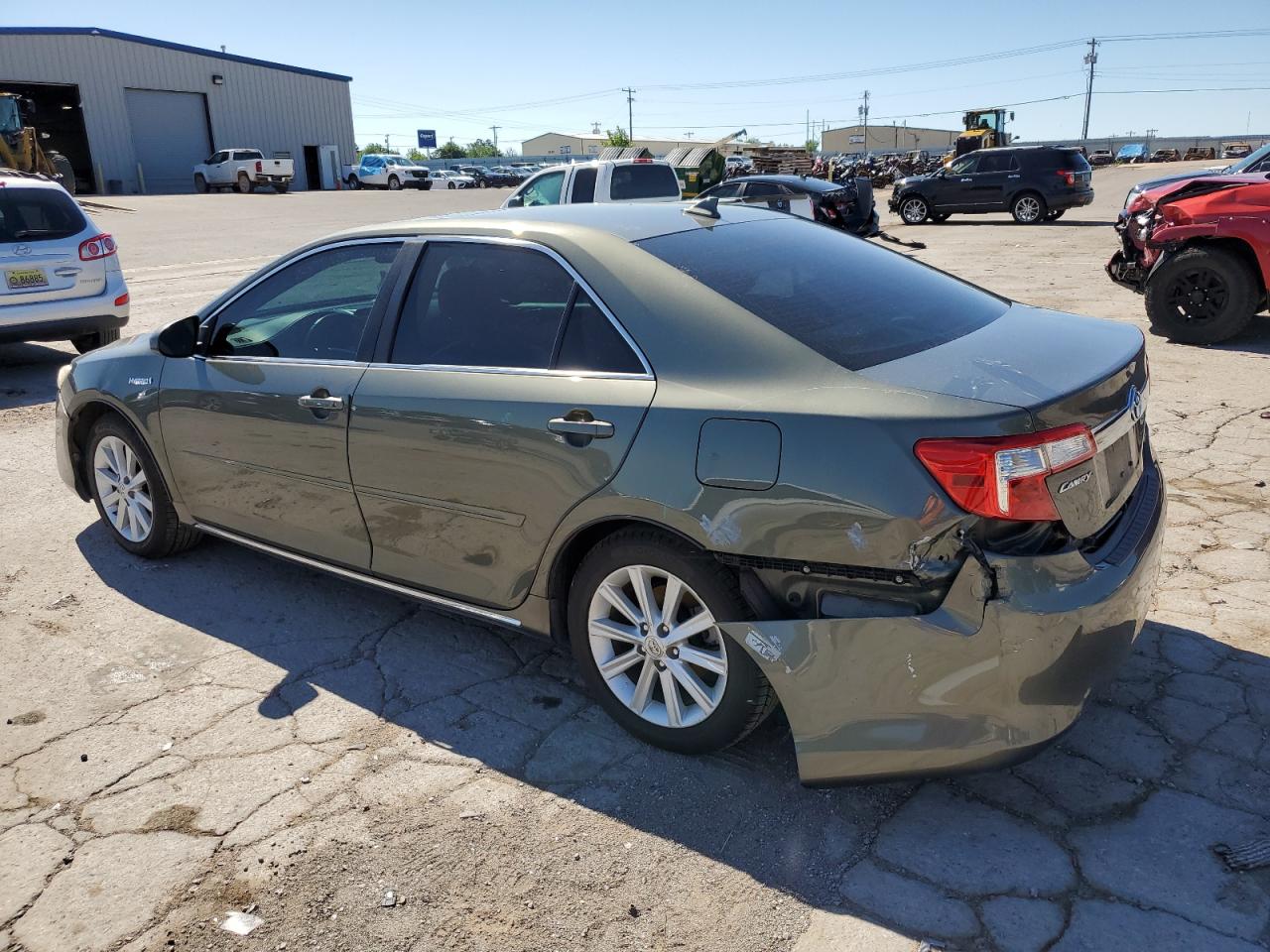 Photo 1 VIN: 4T1BD1FK1CU056940 - TOYOTA CAMRY 