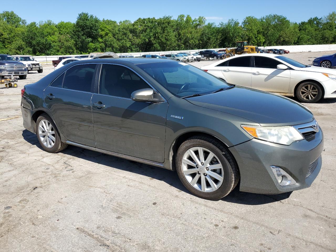 Photo 3 VIN: 4T1BD1FK1CU056940 - TOYOTA CAMRY 