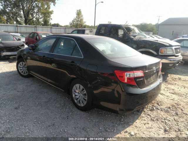 Photo 2 VIN: 4T1BD1FK1DU065087 - TOYOTA CAMRY HYBRID 