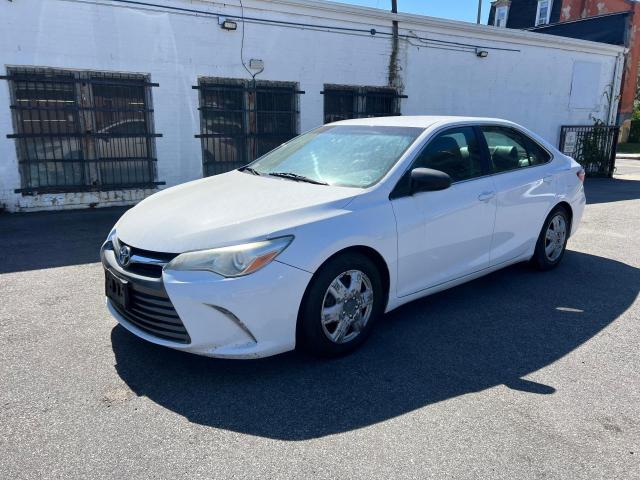 Photo 1 VIN: 4T1BD1FK1FU159196 - TOYOTA CAMRY HYBR 