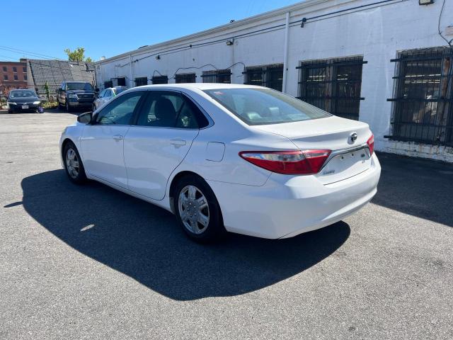 Photo 2 VIN: 4T1BD1FK1FU159196 - TOYOTA CAMRY HYBR 