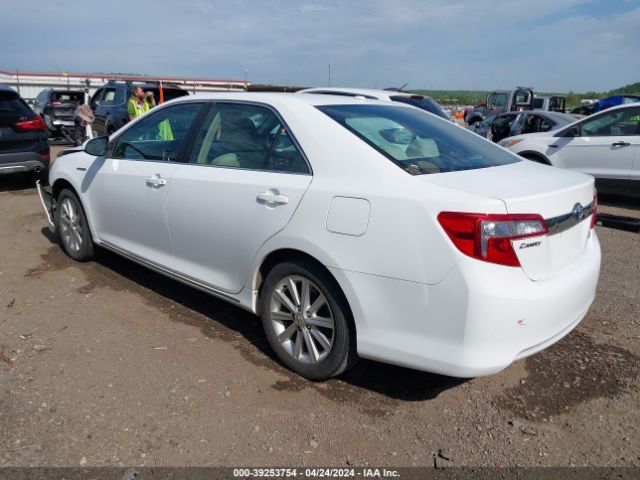 Photo 2 VIN: 4T1BD1FK2CU060527 - TOYOTA CAMRY HYBRID 