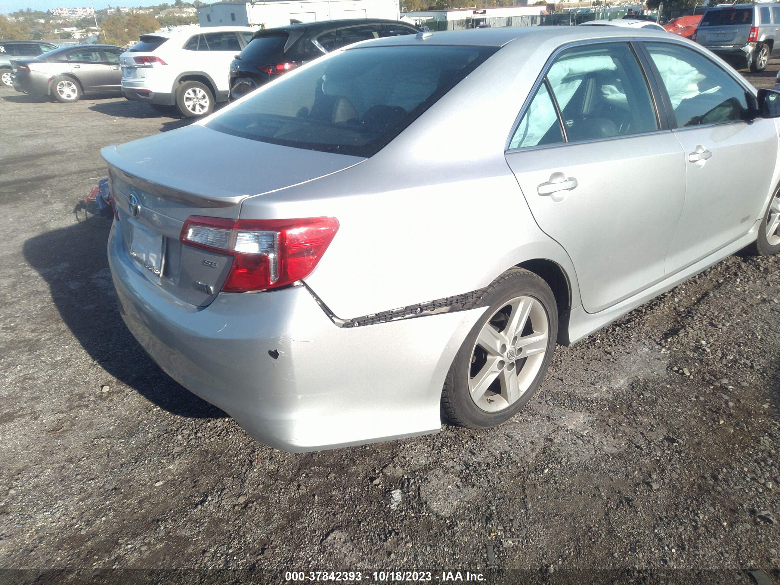 Photo 11 VIN: 4T1BD1FK2EU120888 - TOYOTA CAMRY 