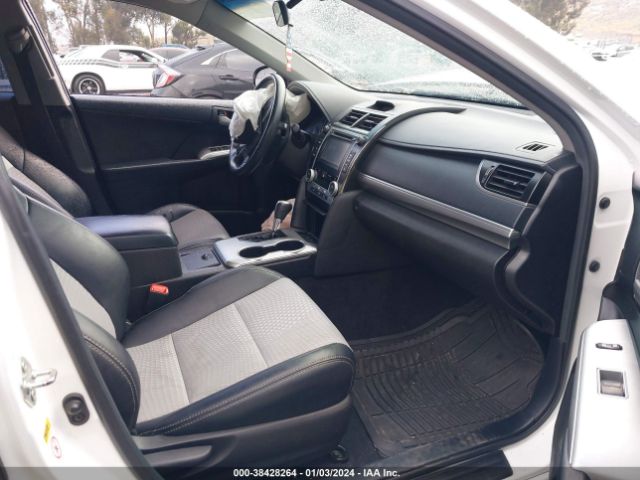 Photo 4 VIN: 4T1BD1FK2EU124892 - TOYOTA CAMRY HYBRID 