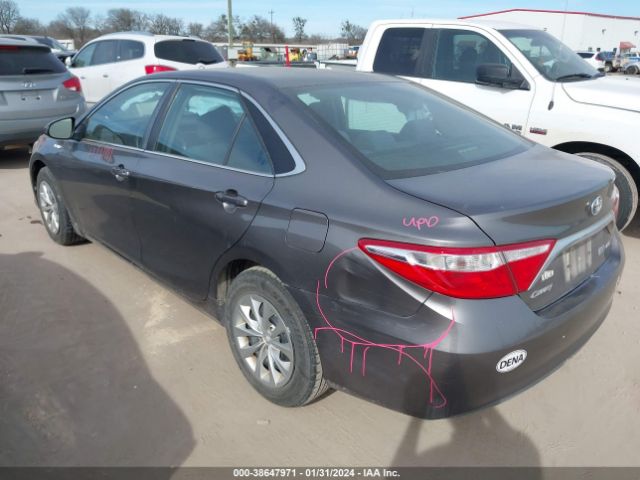 Photo 2 VIN: 4T1BD1FK2HU221126 - TOYOTA CAMRY HYBRID 