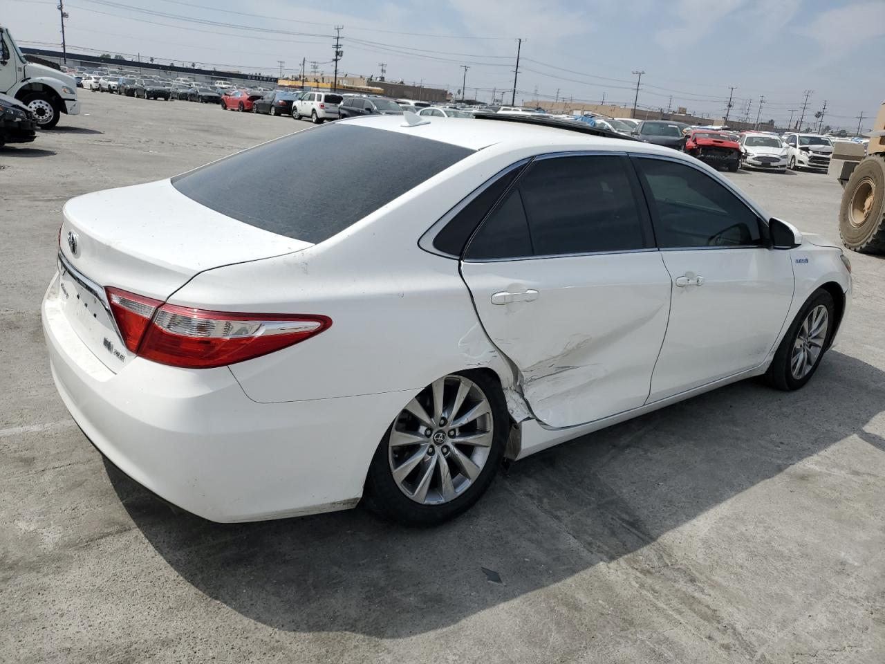 Photo 2 VIN: 4T1BD1FK2HU228030 - TOYOTA CAMRY 