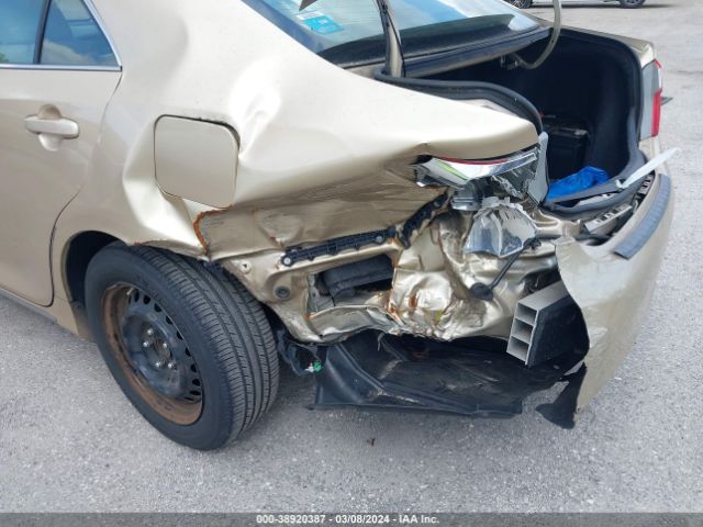 Photo 5 VIN: 4T1BD1FK3CU001812 - TOYOTA CAMRY HYBRID 