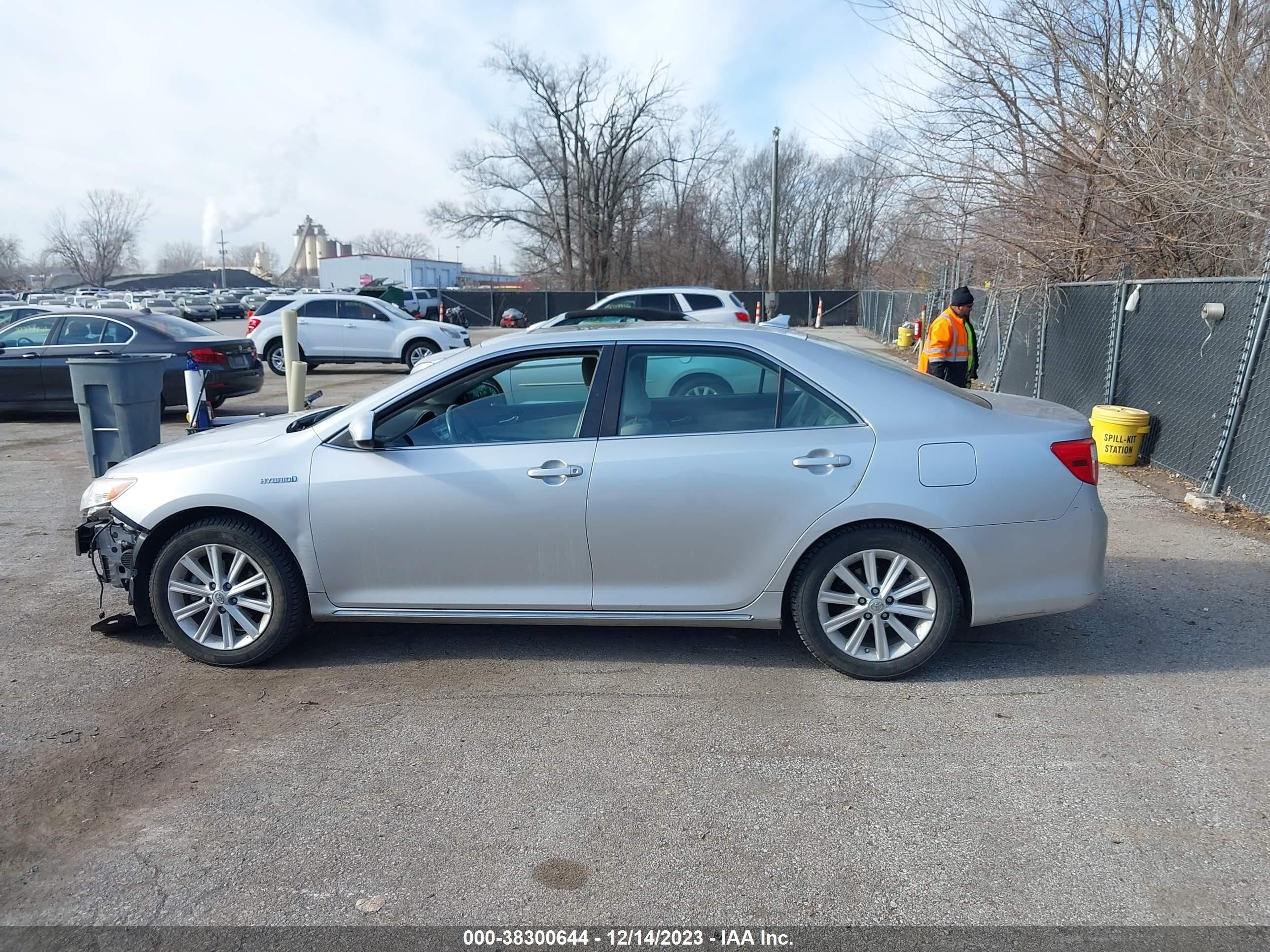 Photo 14 VIN: 4T1BD1FK3CU031490 - TOYOTA CAMRY 