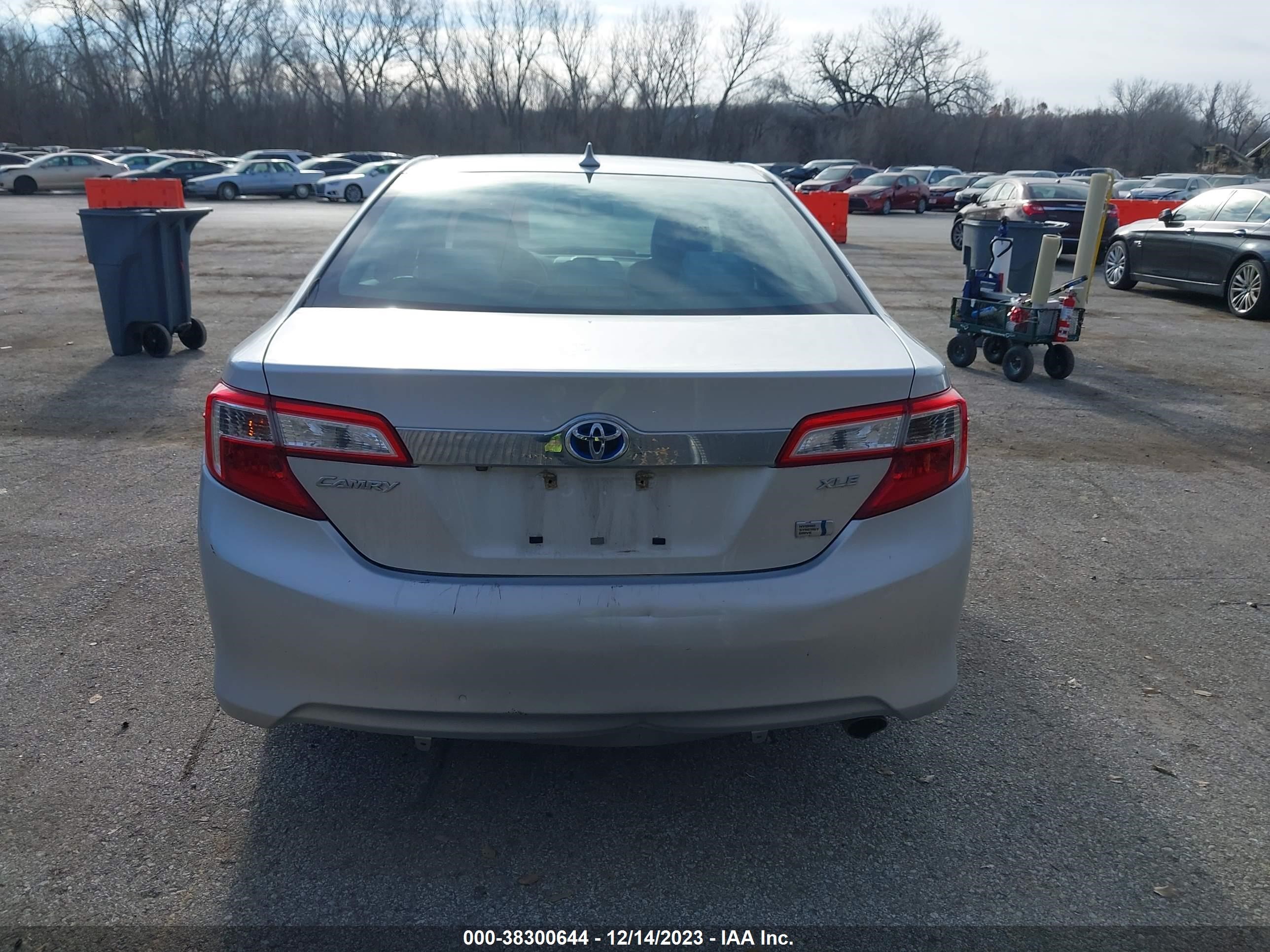 Photo 16 VIN: 4T1BD1FK3CU031490 - TOYOTA CAMRY 