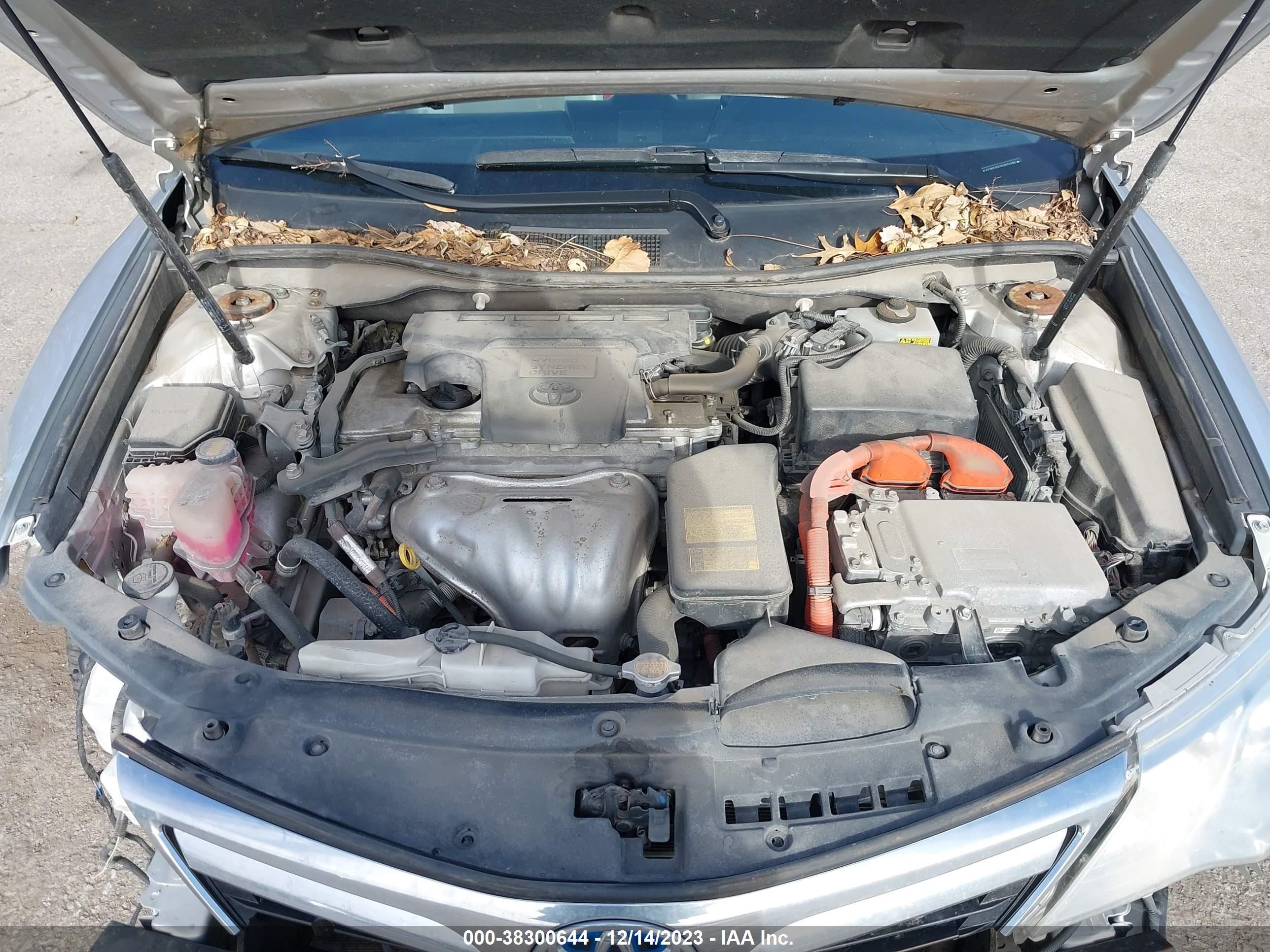 Photo 9 VIN: 4T1BD1FK3CU031490 - TOYOTA CAMRY 