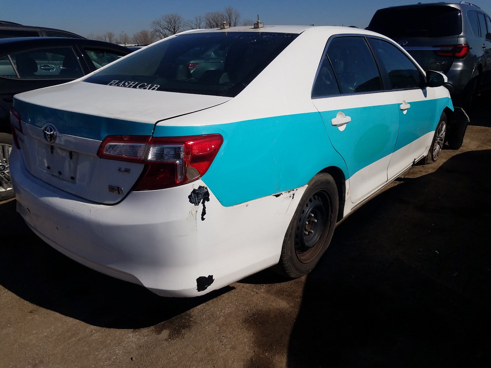 Photo 3 VIN: 4T1BD1FK3DU085437 - TOYOTA CAMRY HYBR 