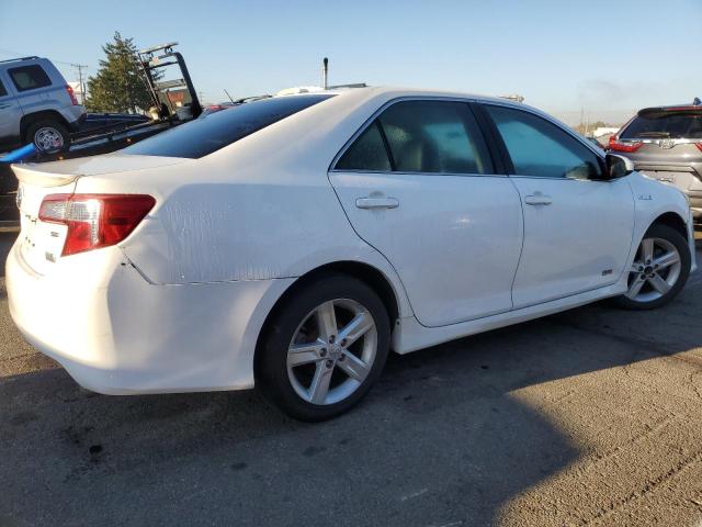 Photo 2 VIN: 4T1BD1FK3EU131687 - TOYOTA CAMRY HYBR 