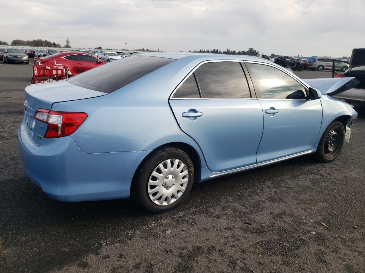 Photo 2 VIN: 4T1BD1FK4DU066850 - TOYOTA CAMRY 