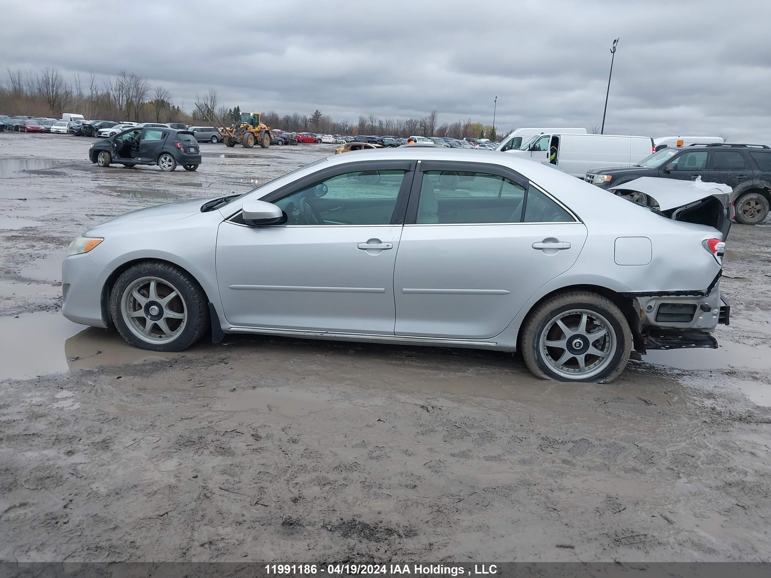 Photo 13 VIN: 4T1BD1FK4DU084278 - TOYOTA CAMRY 