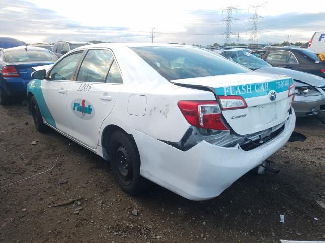 Photo 2 VIN: 4T1BD1FK4EU100755 - TOYOTA CAMRY HYBR 