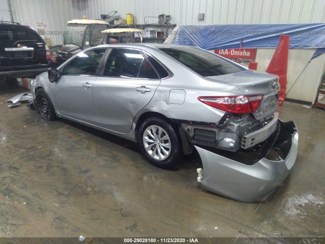 Photo 2 VIN: 4T1BD1FK4FU143137 - TOYOTA CAMRY HYBRID 