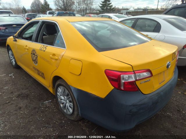 Photo 2 VIN: 4T1BD1FK5CU046752 - TOYOTA CAMRY HYBRID 