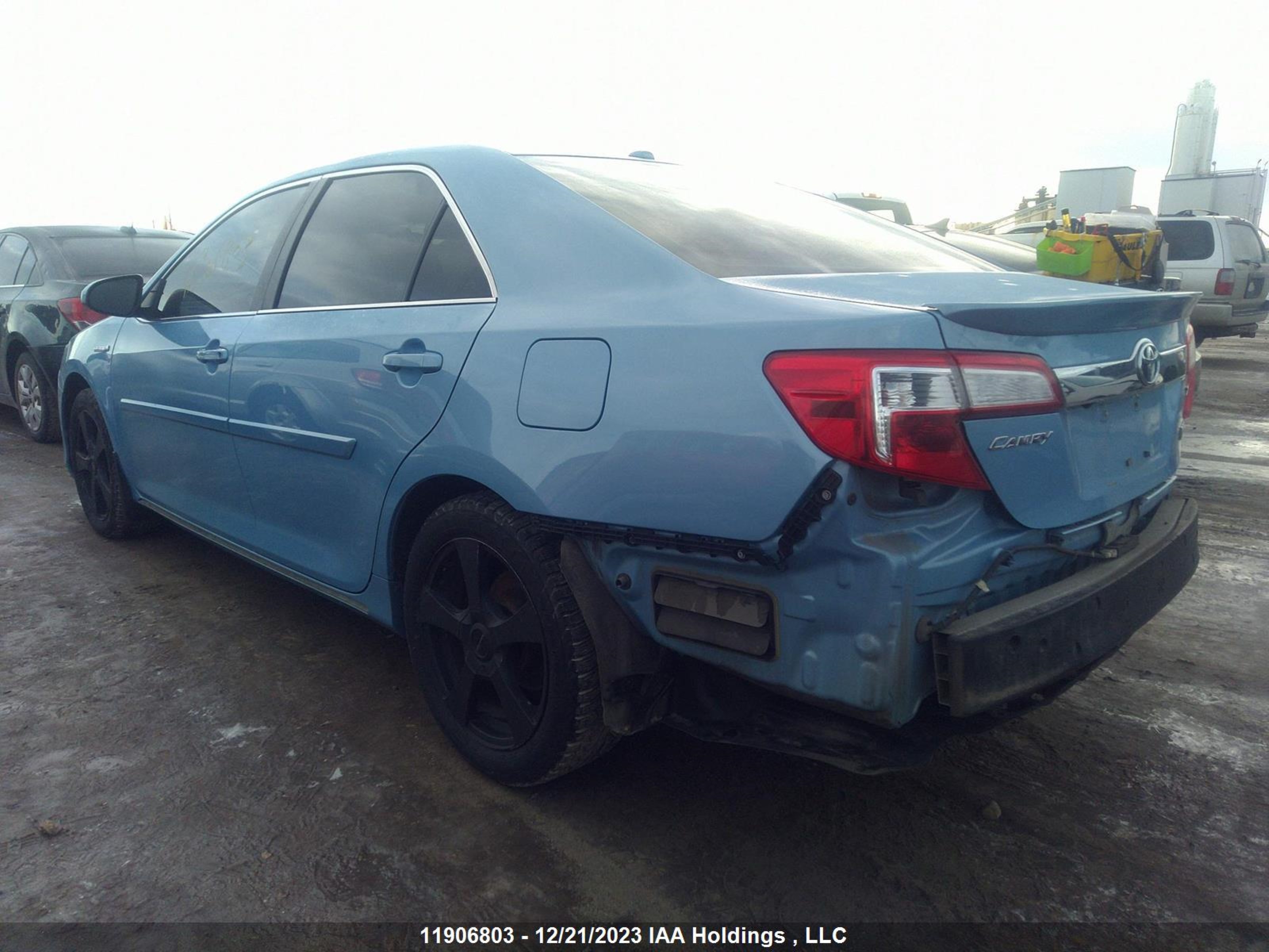 Photo 2 VIN: 4T1BD1FK5CU050560 - TOYOTA CAMRY 