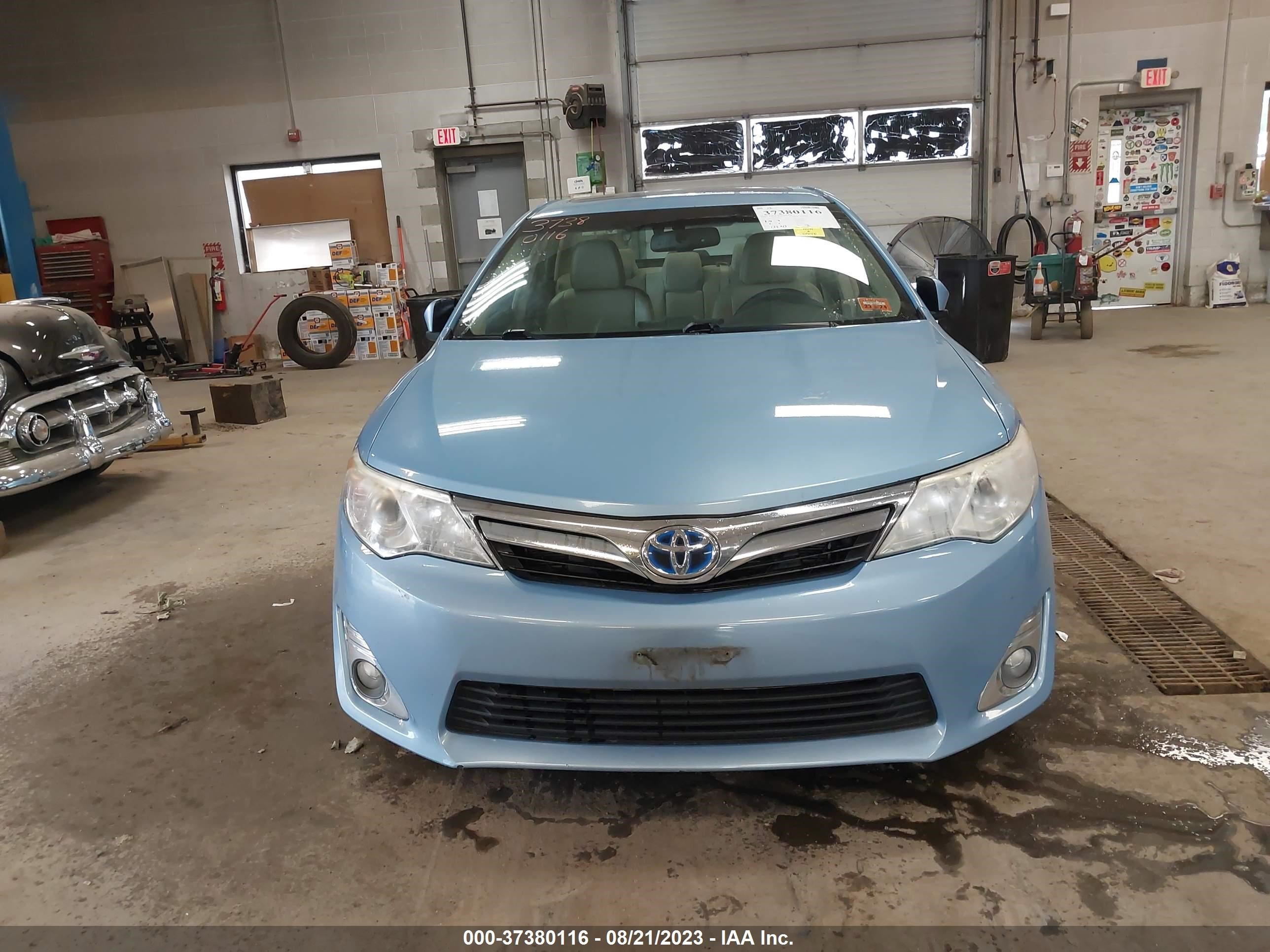 Photo 5 VIN: 4T1BD1FK5CU051854 - TOYOTA CAMRY 