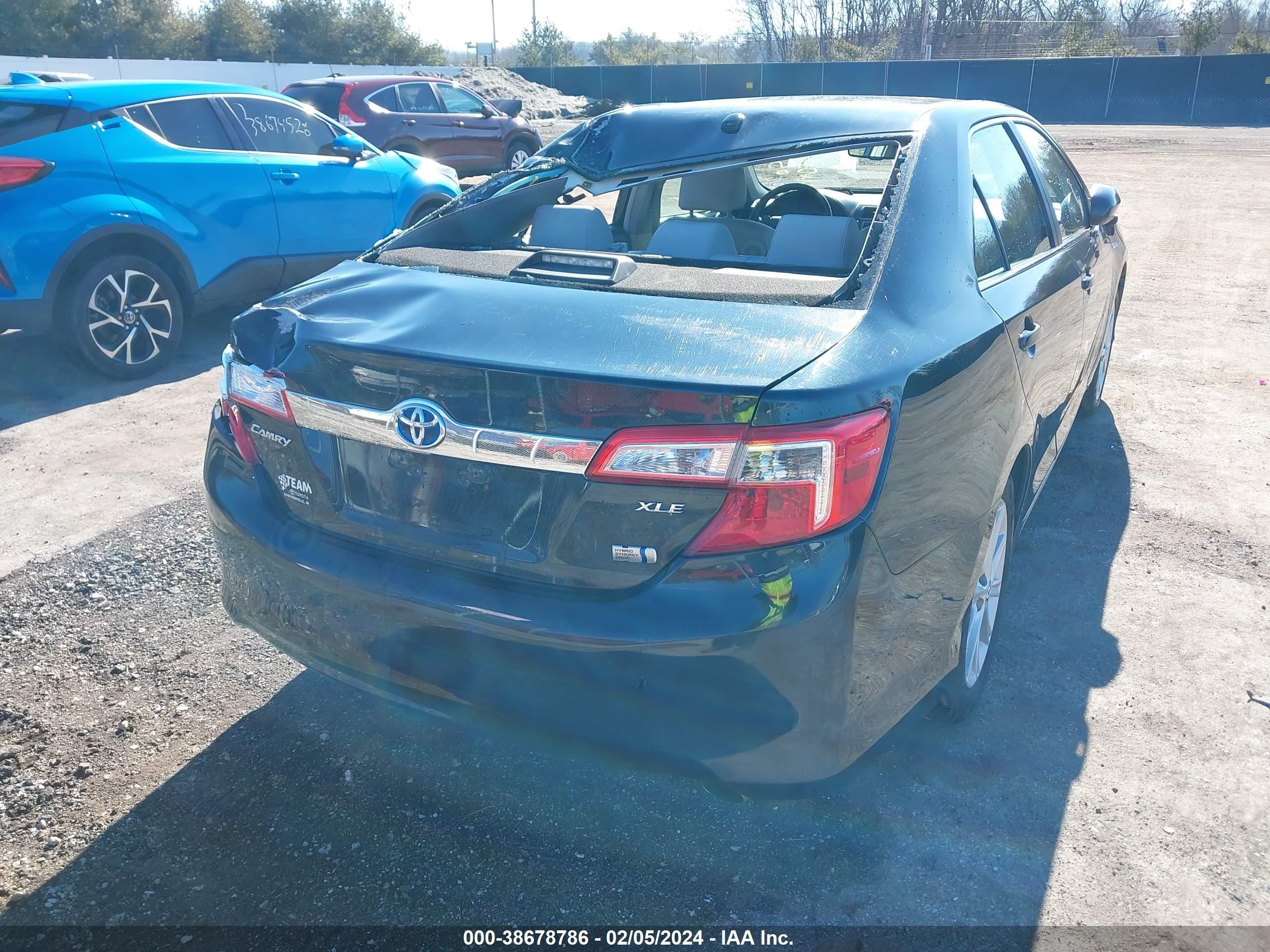 Photo 3 VIN: 4T1BD1FK5DU071927 - TOYOTA CAMRY 