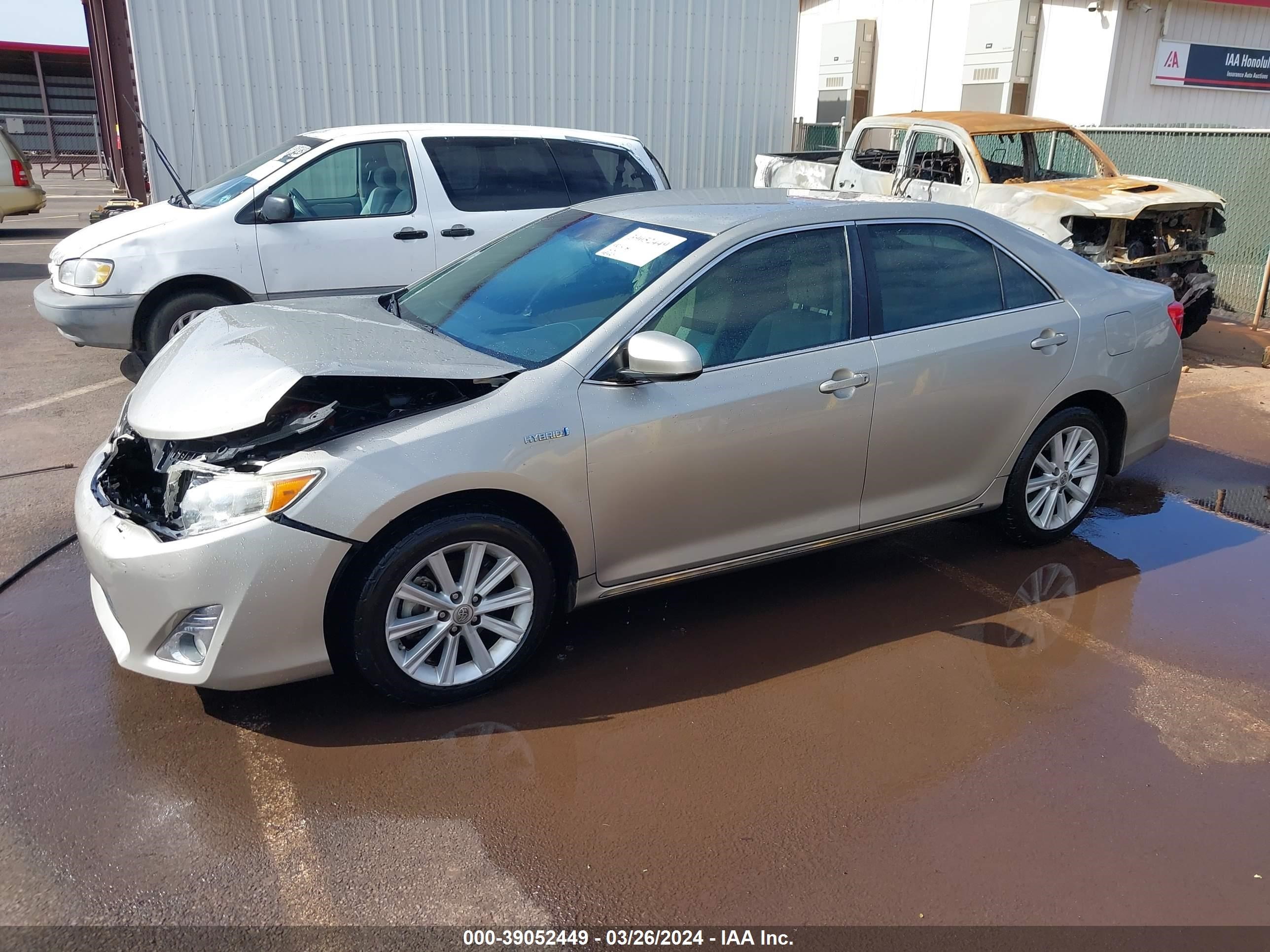 Photo 1 VIN: 4T1BD1FK5EU126071 - TOYOTA CAMRY 