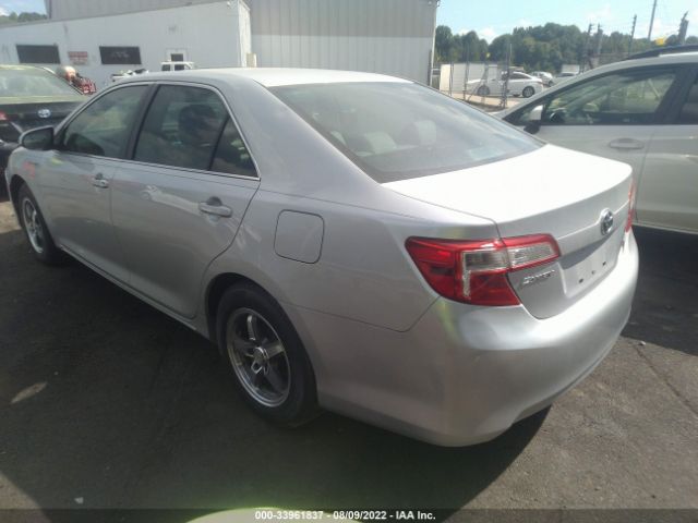 Photo 2 VIN: 4T1BD1FK6CU054746 - TOYOTA CAMRY HYBRID 