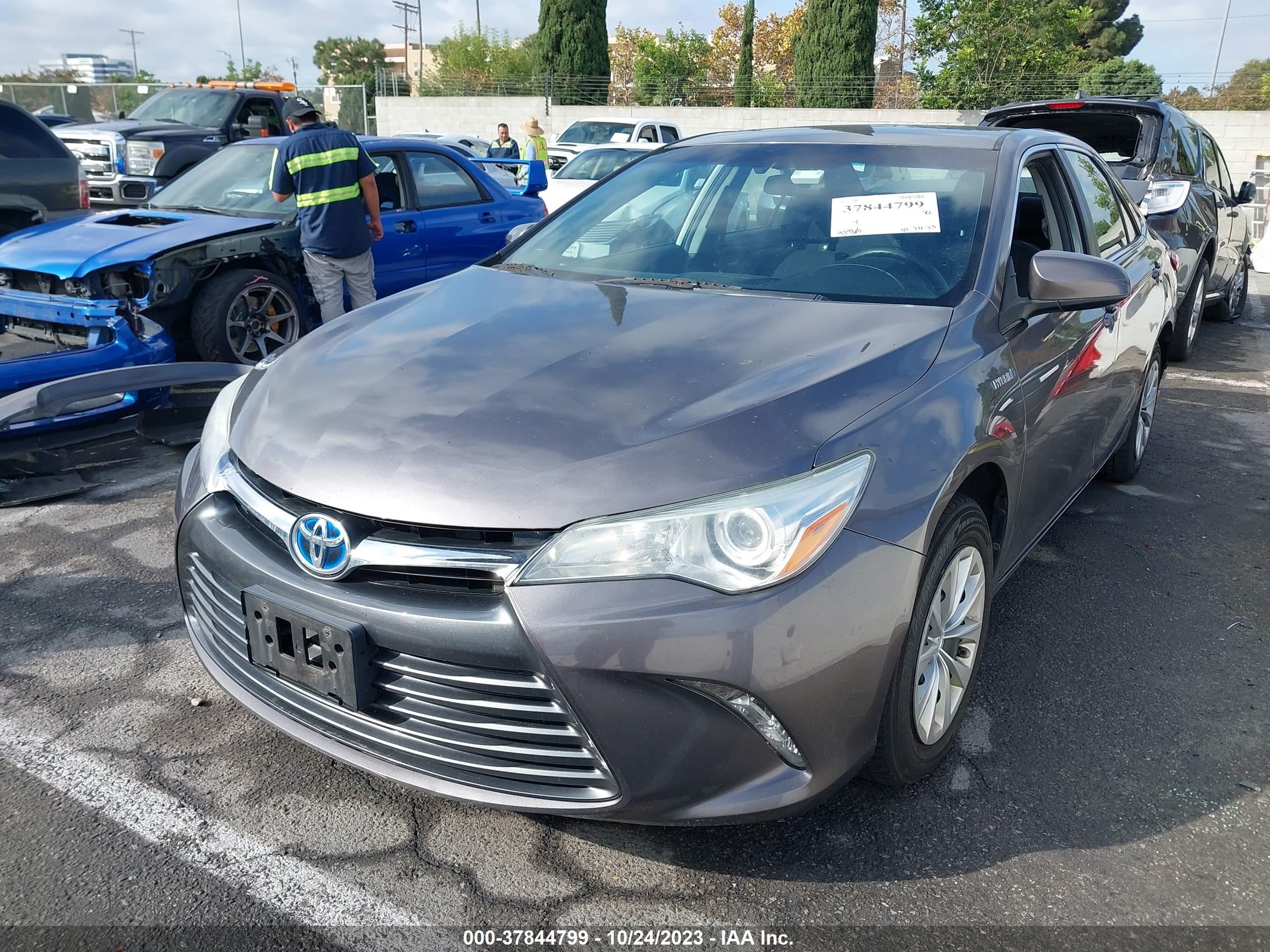 Photo 1 VIN: 4T1BD1FK6FU142250 - TOYOTA CAMRY 