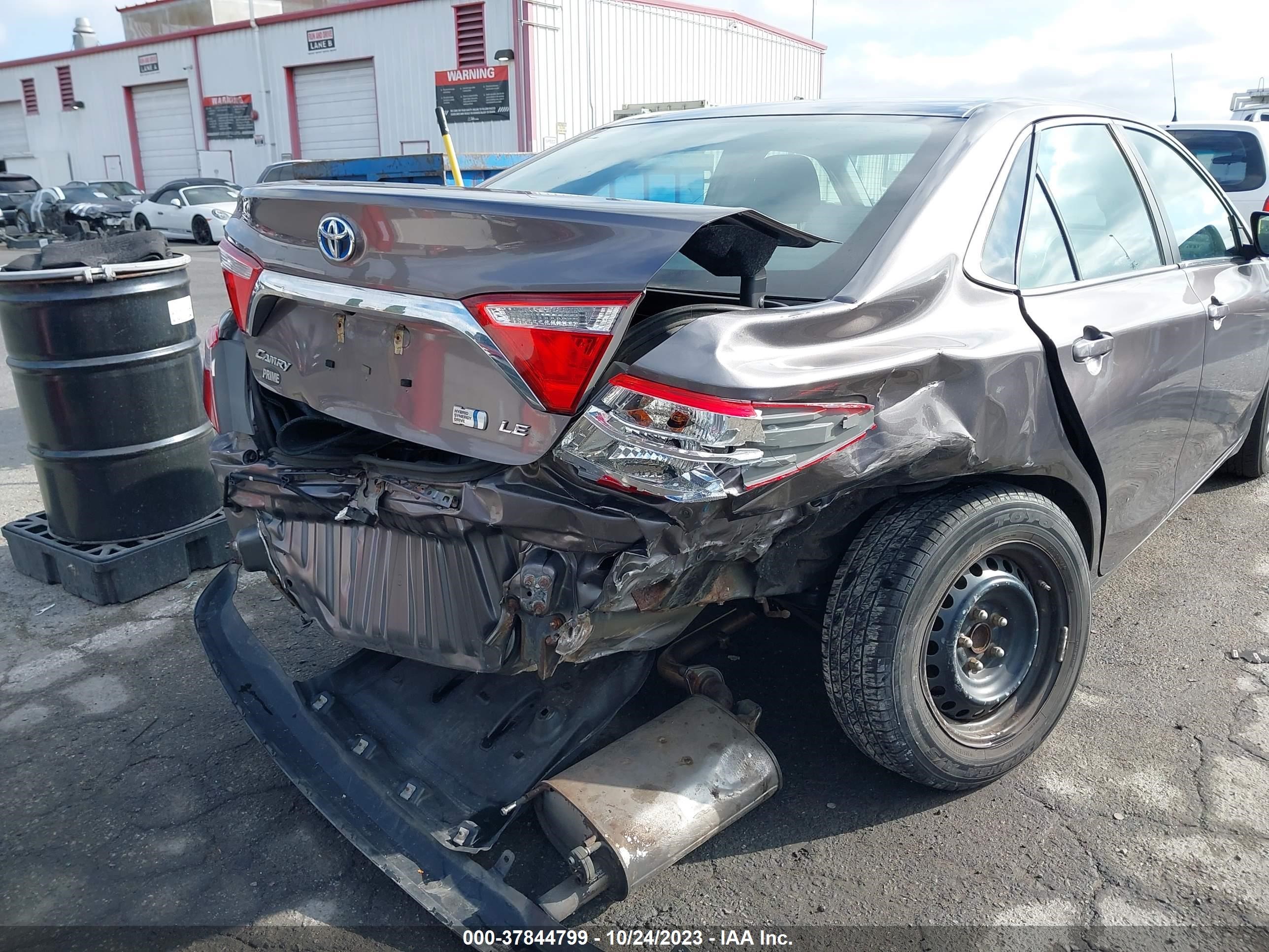 Photo 5 VIN: 4T1BD1FK6FU142250 - TOYOTA CAMRY 