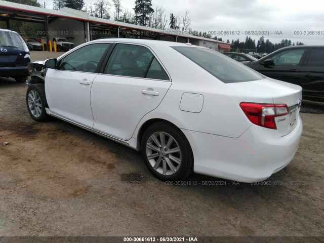 Photo 2 VIN: 4T1BD1FK7CU013753 - TOYOTA CAMRY HYBRID 