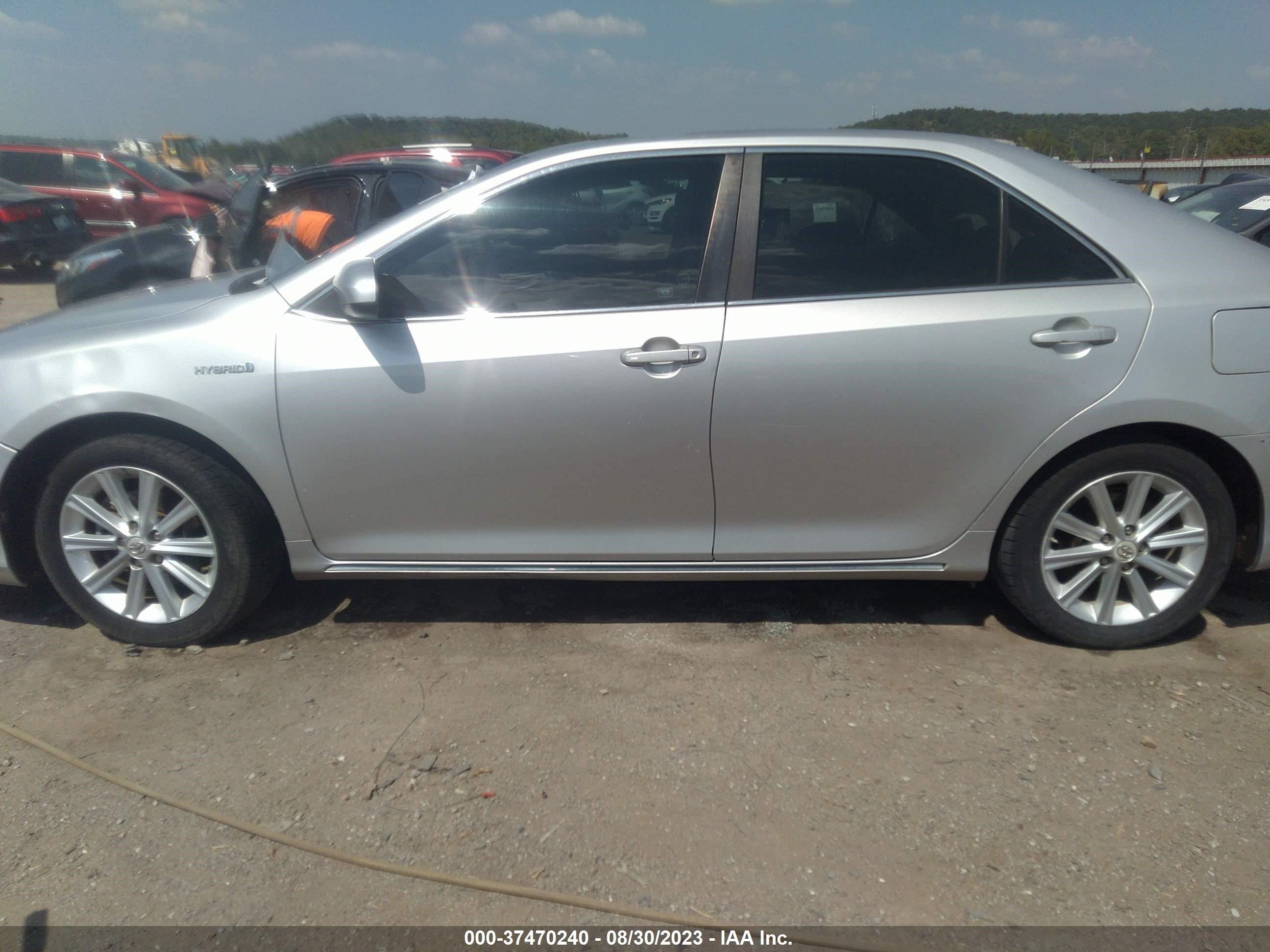 Photo 13 VIN: 4T1BD1FK7CU028527 - TOYOTA CAMRY 