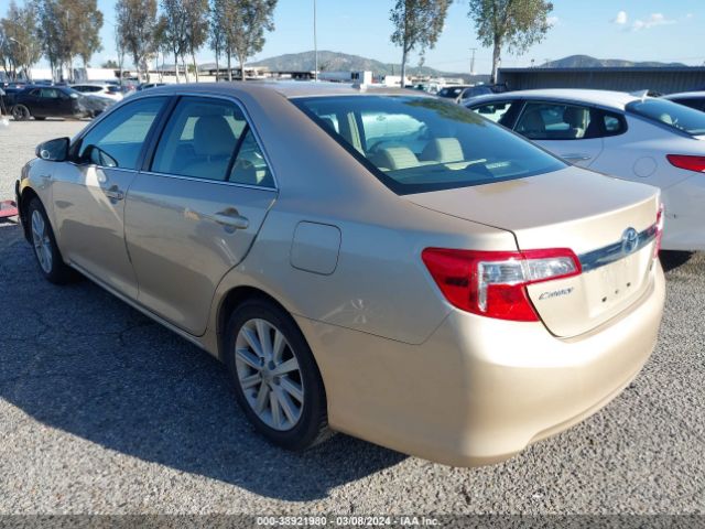 Photo 2 VIN: 4T1BD1FK7CU029662 - TOYOTA CAMRY HYBRID 