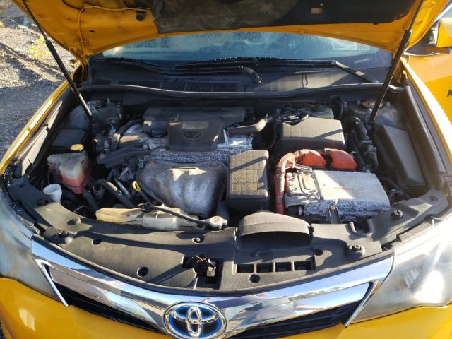 Photo 6 VIN: 4T1BD1FK7EU105951 - TOYOTA CAMRY HYBR 