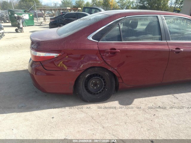 Photo 5 VIN: 4T1BD1FK7HU206265 - TOYOTA CAMRY 