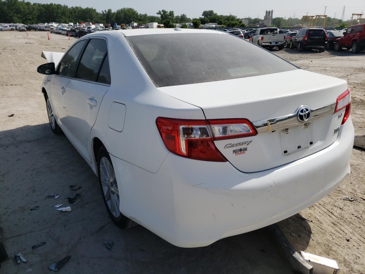 Photo 2 VIN: 4T1BD1FK8CU010506 - TOYOTA CAMRY 