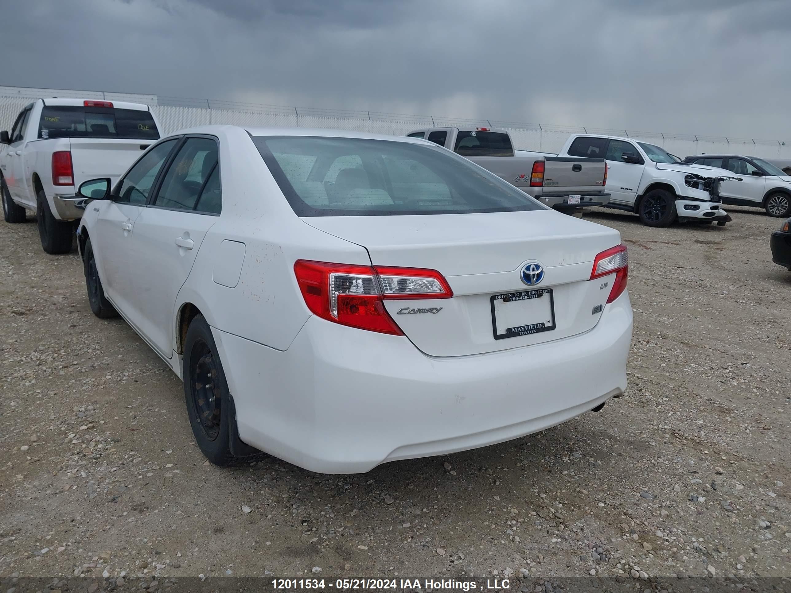 Photo 2 VIN: 4T1BD1FK8CU052335 - TOYOTA CAMRY HYBR 