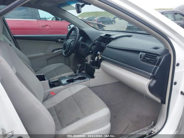 Photo 4 VIN: 4T1BD1FK8CU057776 - TOYOTA CAMRY HYBRID 