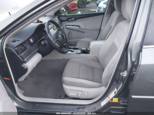 Photo 5 VIN: 4T1BD1FK8CU062363 - TOYOTA CAMRY HYBRID 