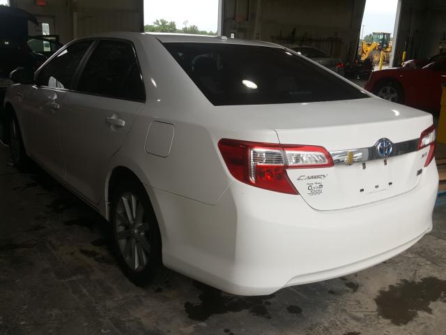 Photo 2 VIN: 4T1BD1FK9CU041747 - TOYOTA CAMRY HYBR 